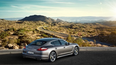 Porsche Panamera Turbo Scenery