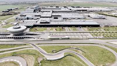 Überdachung Ladestation Porsche Leipzig